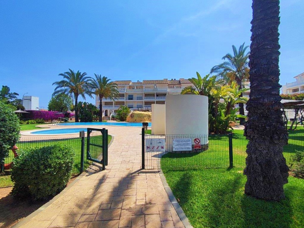 Apartamento de 3 habitaciones en venta en Denia, Las Marinas