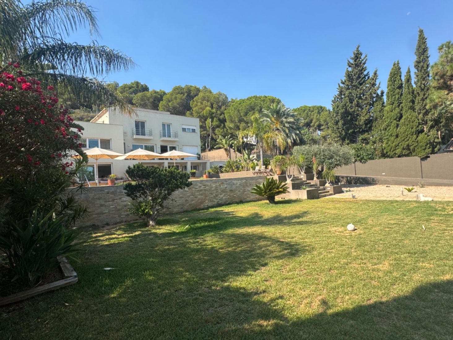 Venta de chalet moderno en venta en El Montgó, Denia