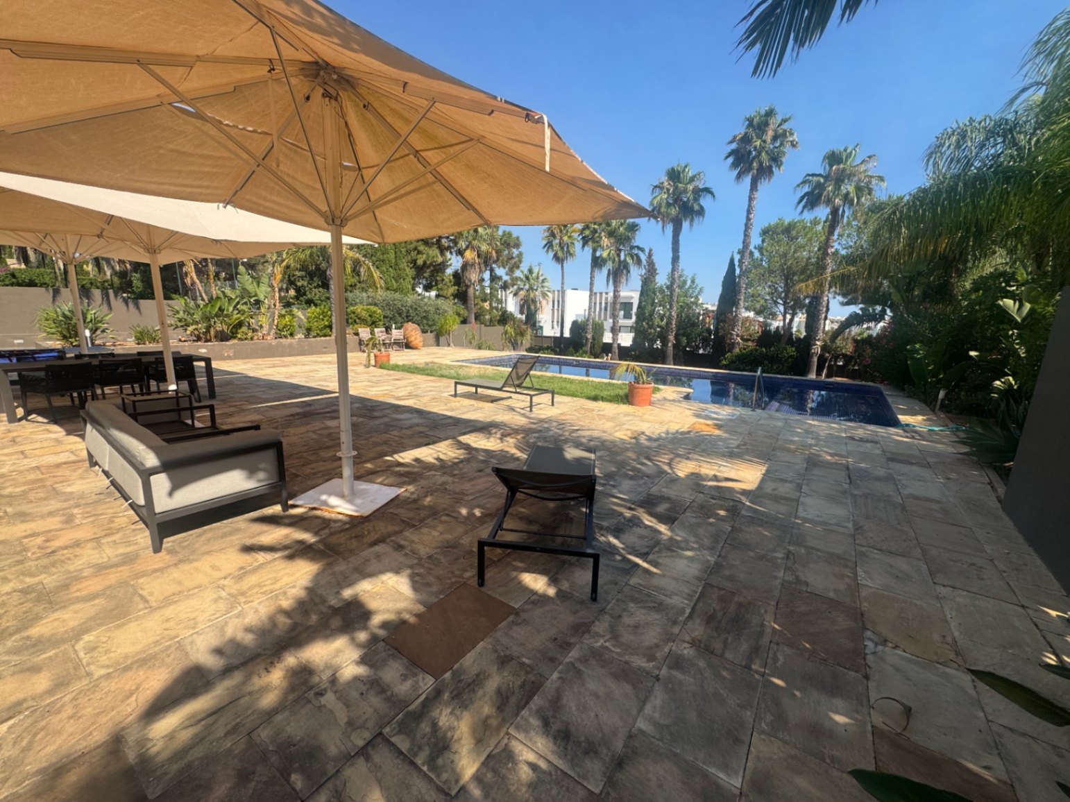 Venta de chalet moderno en venta en El Montgó, Denia