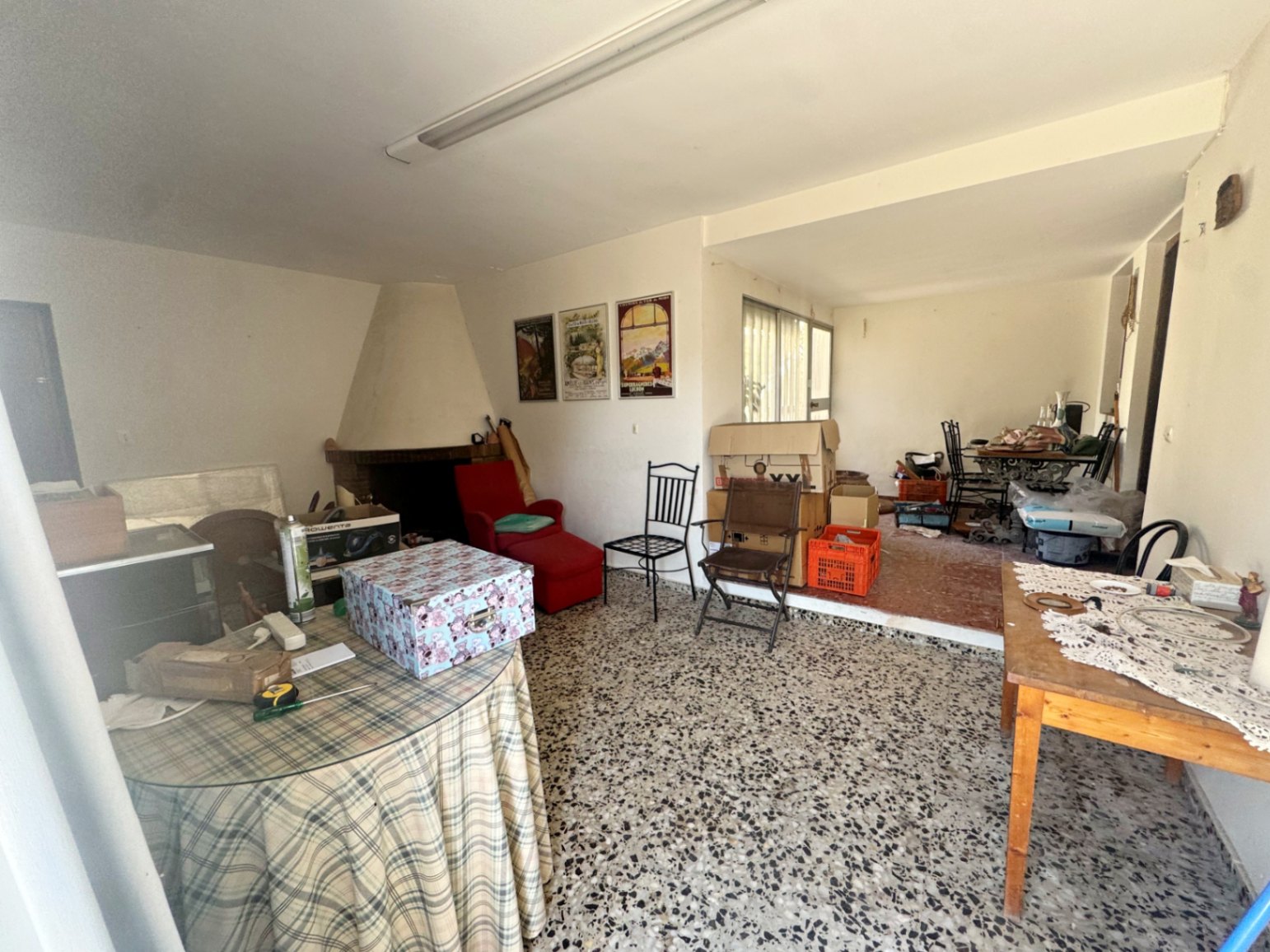 Attached country house, plus large plot with fruit trees.