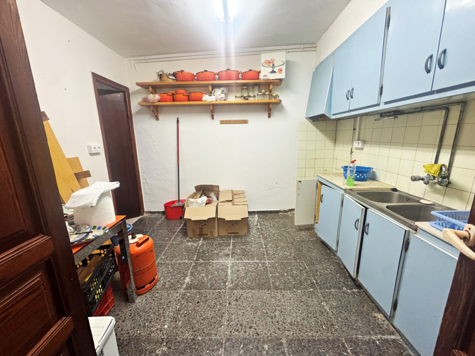 Attached country house, plus large plot with fruit trees.
