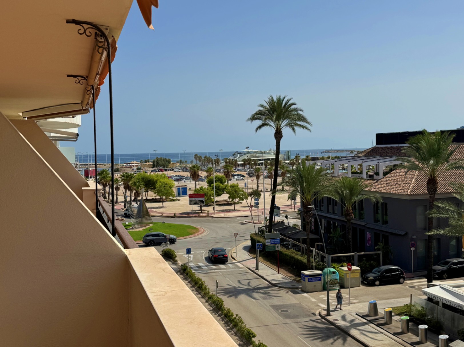 Wohnung zu verkaufen mit 3 Schlafzimmern im Stadtzentrum von Denia