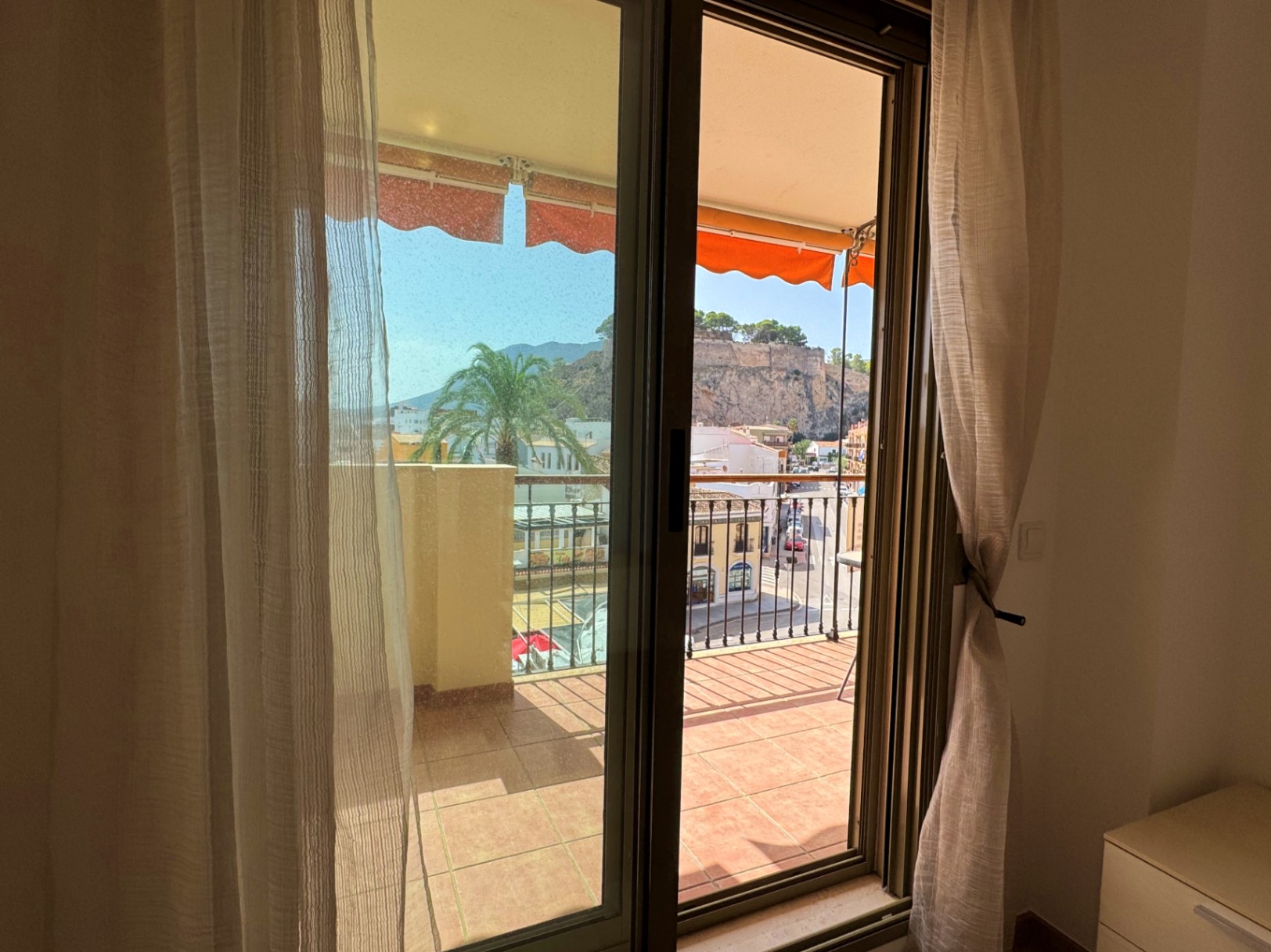 Wohnung zu verkaufen mit 3 Schlafzimmern im Stadtzentrum von Denia