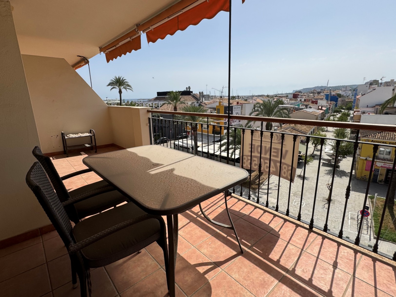 Wohnung zu verkaufen mit 3 Schlafzimmern im Stadtzentrum von Denia