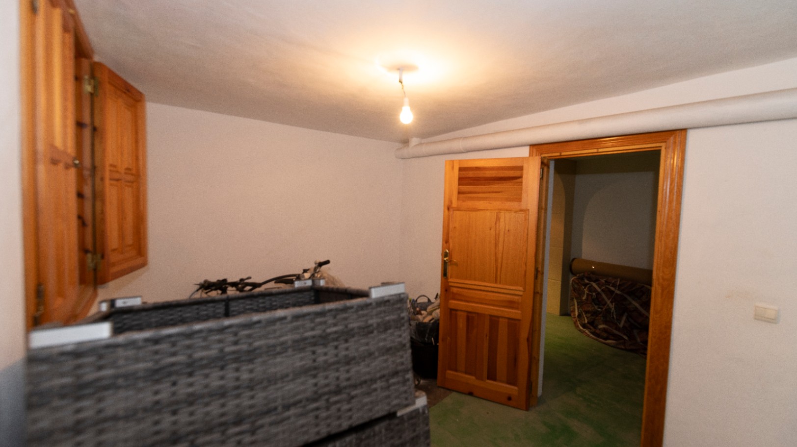 Chalet for sale in Denia, with beautiful sea and Montgó views.