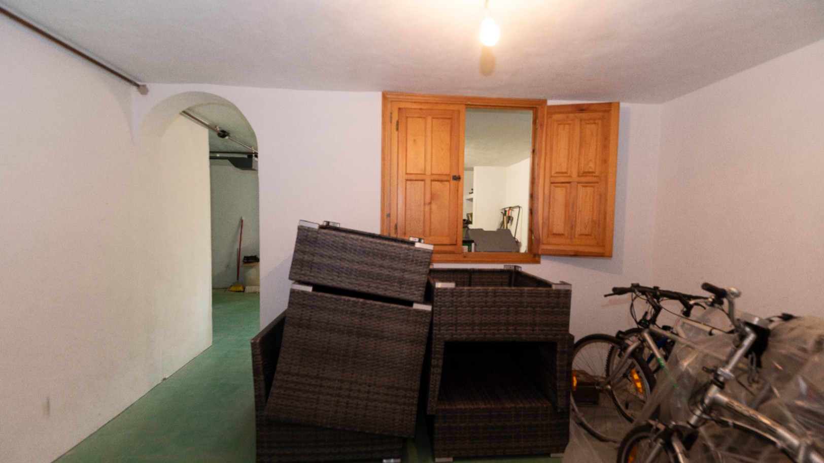 Chalet for sale in Denia, with beautiful sea and Montgó views.