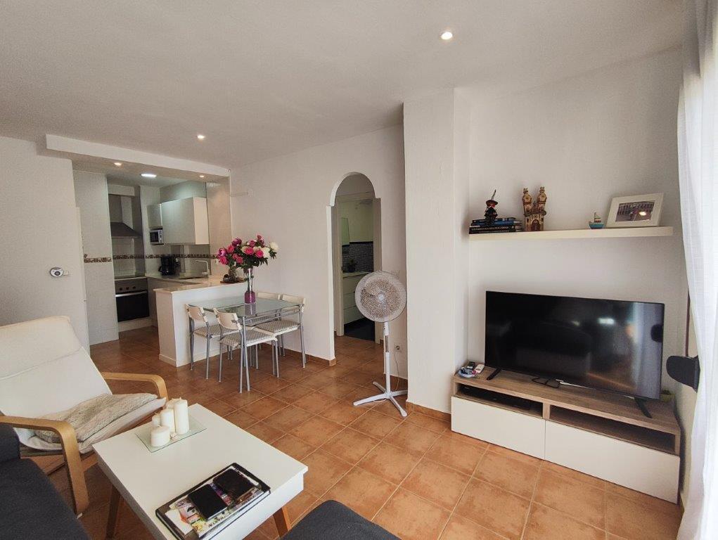 Apartamento en venta en Denia, a un paso de la playa.