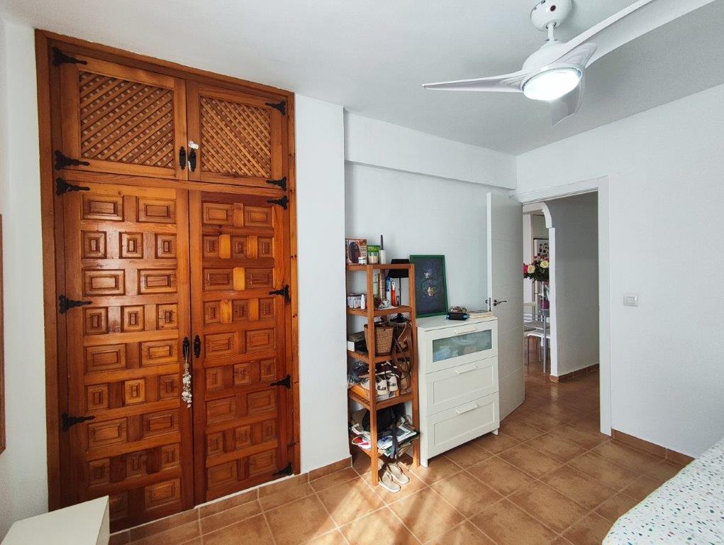 Apartamento en venta en Denia, a un paso de la playa.