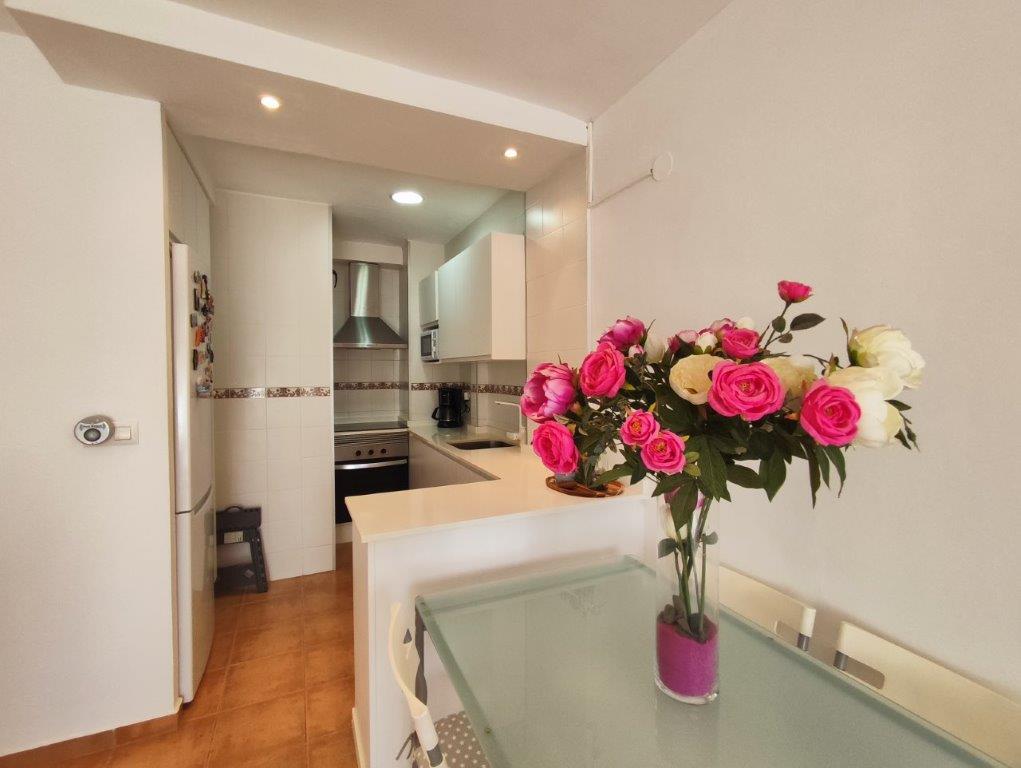 Apartamento en venta en Denia, a un paso de la playa.