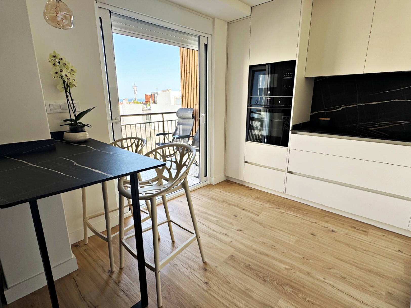 Apartment for rent in the city center