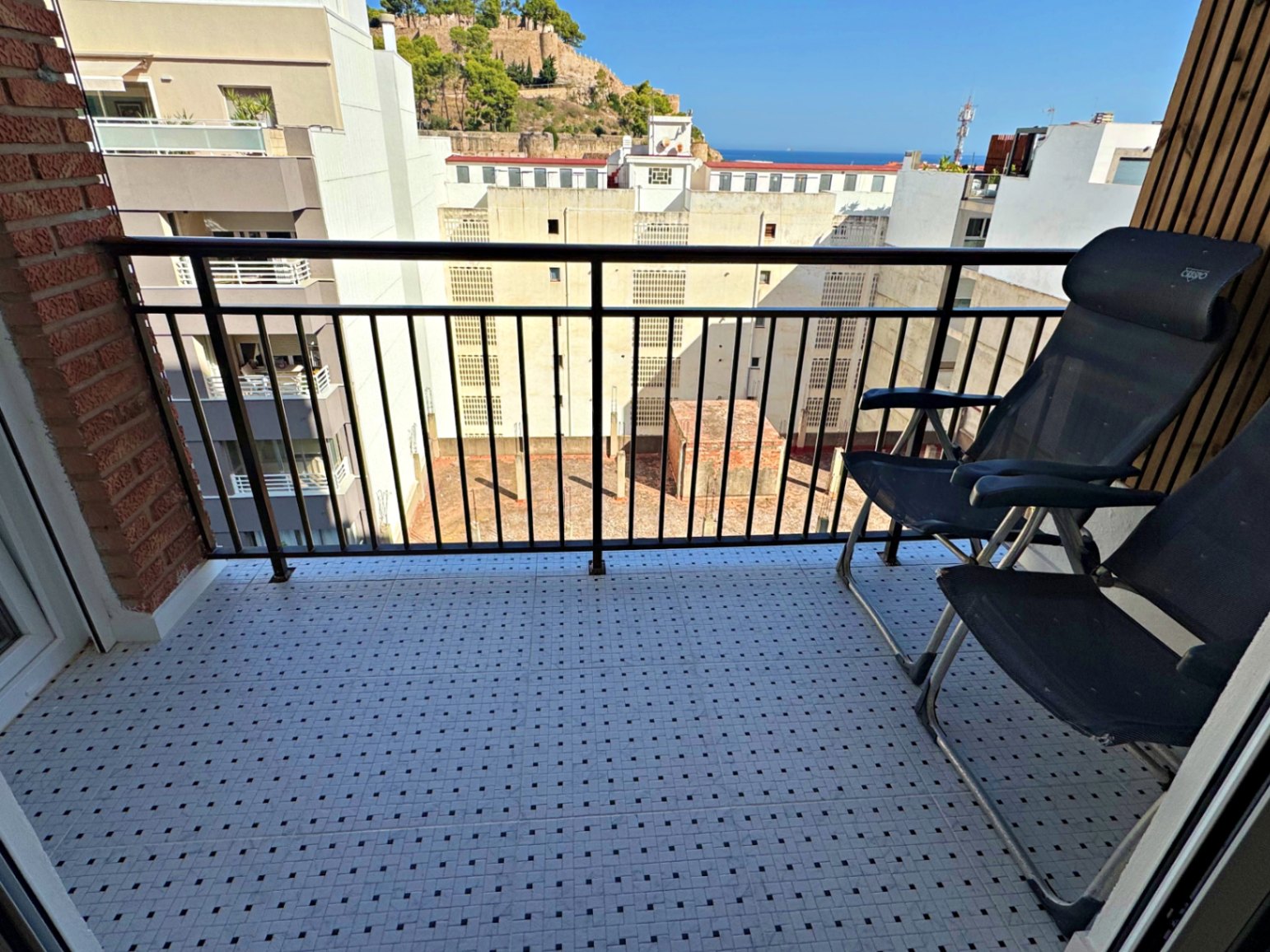 Apartment for rent in the city center