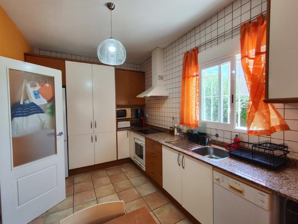 Chalet à vendre à Denia, à deux pas du centre et de la plage.