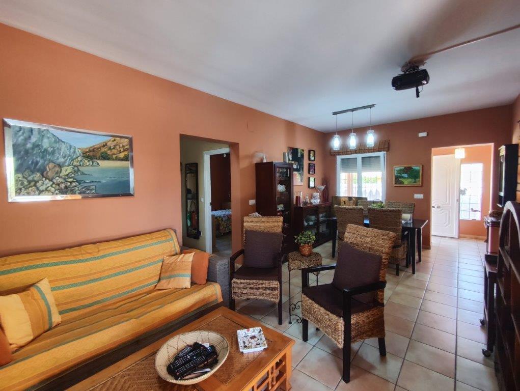 Chalet à vendre à Denia, à deux pas du centre et de la plage.