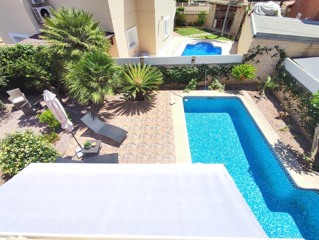 Chalet à vendre à Denia, à deux pas du centre et de la plage.