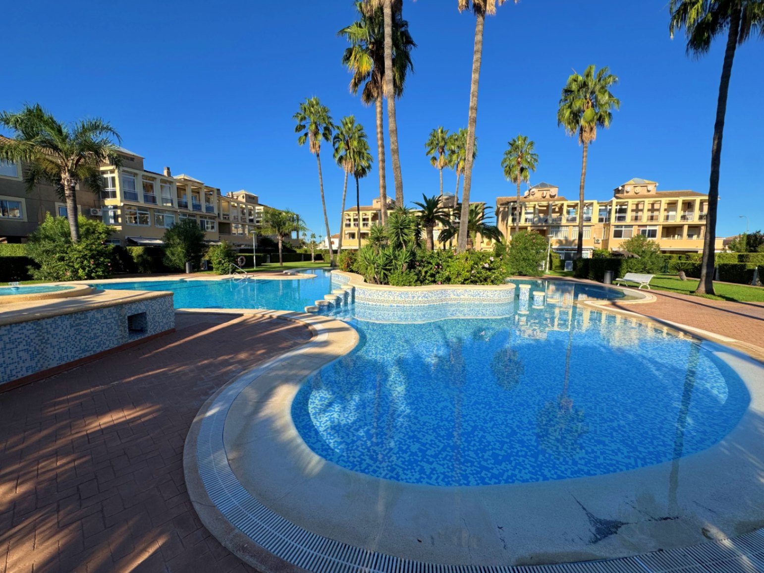 Appartement à vendre à Denia, 2 chambres et piscine commune