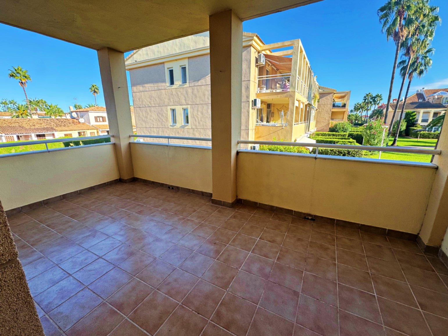Appartement à vendre à Denia, 2 chambres et piscine commune