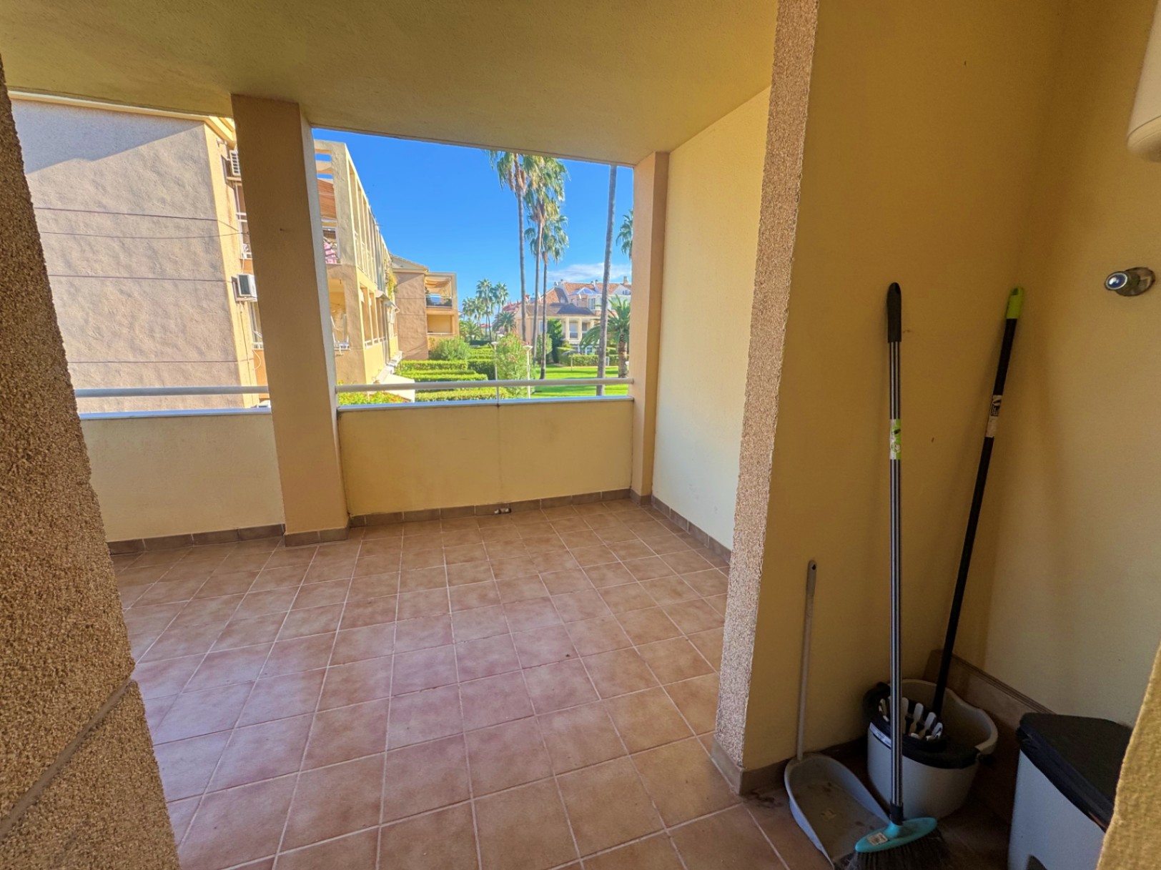 Appartement à vendre à Denia, 2 chambres et piscine commune