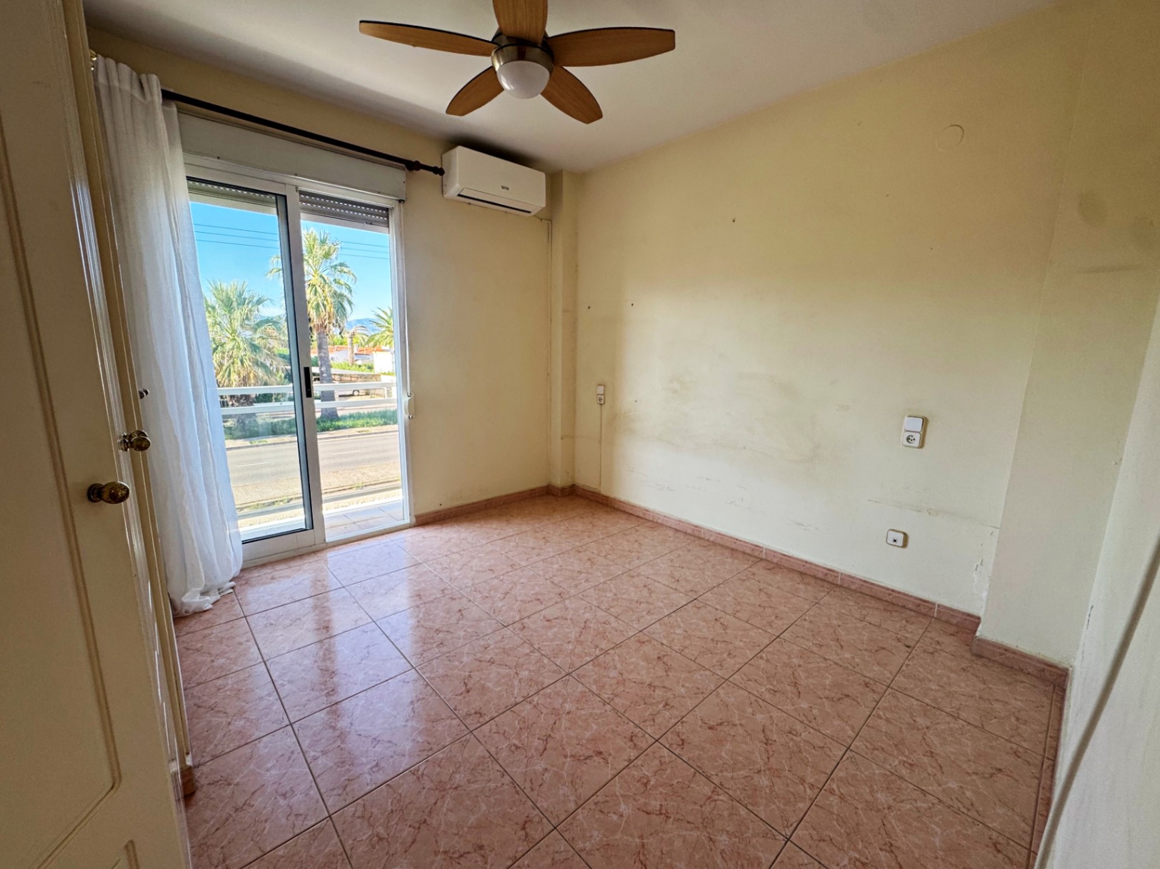 Appartement à vendre à Denia, 2 chambres et piscine commune